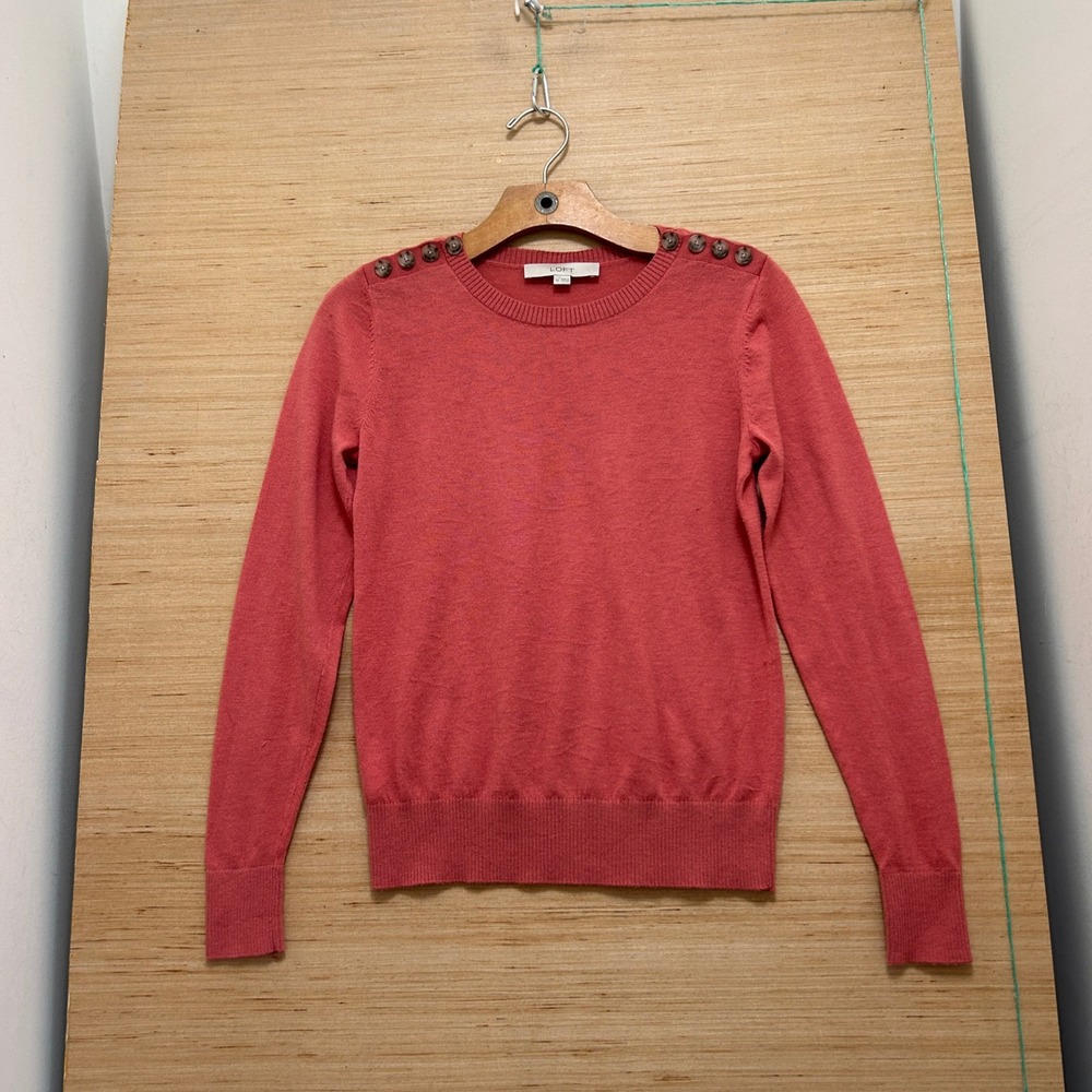 Loft Womens Coral Pink Button Shoulder Crewneck Knit Sweater XS Long Sleeve